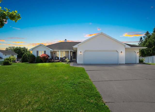 Property at 2827 Snowbird Ct, Green Bay, WI 54313, 4 beds, 3.5 baths