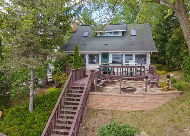 Property at W7055 Silvercryst Rd, Wautoma, WI 54982, 4 beds, 1 bath