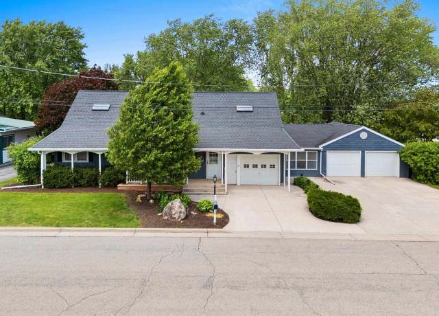 Property at 878 Utica St, Chilton, WI 53014, 4 beds, 2.5 baths