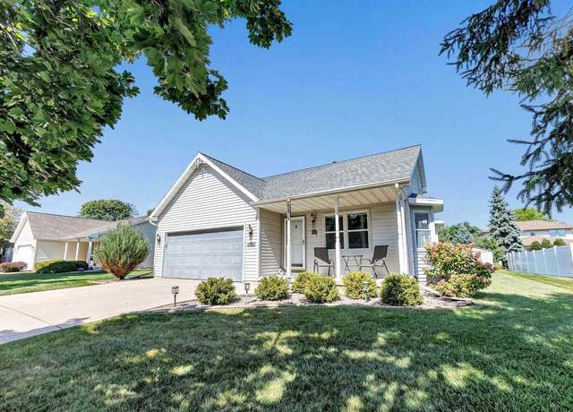 Property at 1981 Pike Ln, De Pere, WI 54115, 3 beds, 2 baths