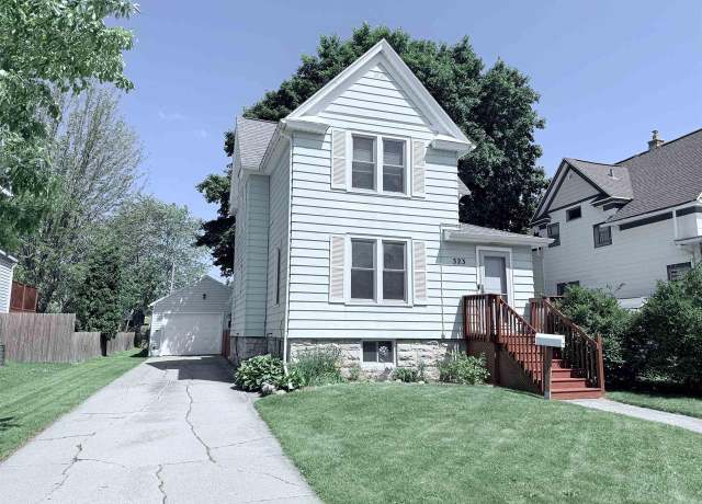 Property at 323 N Park Ave, Fond Du Lac, WI 54935, 3 beds, 1 bath