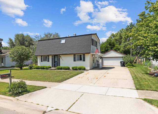 Property at 1243 Honeysuckle Ln, Neenah, WI 54956, 4 beds, 1.5 baths