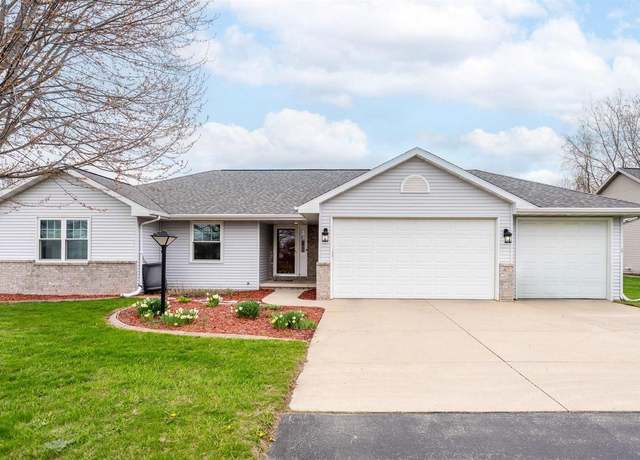 Property at W5958 Garnet Dr, Appleton, WI 54915, 3 beds, 3.5 baths
