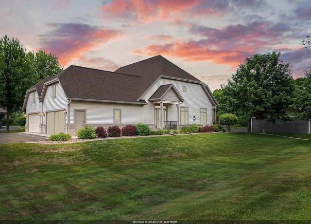 Property at 341 Winnebago Dr, Fond Du Lac, WI 54935, 2 beds, 3.5 baths