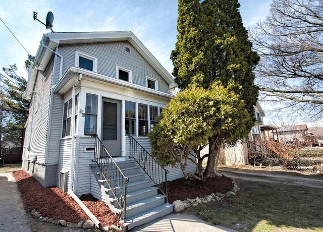 Property at 32 N Military Rd, Fond Du Lac, WI 54935, 3 beds, 1 bath