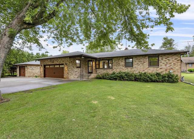 Property at 4350 S Us Hwy 45, Oshkosh, WI 54902, 3 beds, 3 baths