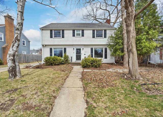 Property at 1502 W Packard St, Appleton, WI 54914, 3 beds, 1.5 baths