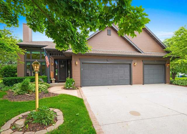Property at 5330 Deer Trail Ln, Sheboygan, WI 53083, 4 beds, 3.5 baths
