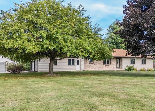 Property at 7050 Woodenshoe Rd, Neenah, WI 54956, 3 beds, 2 baths