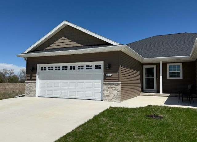 Property at 1507 Lynn Ave, Fond Du Lac, WI 54935, 3 beds, 2 baths