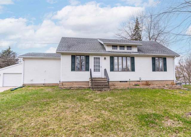 Property at 1577 Clairville Rd, Oshkosh, WI 54904, 3 beds, 2 baths