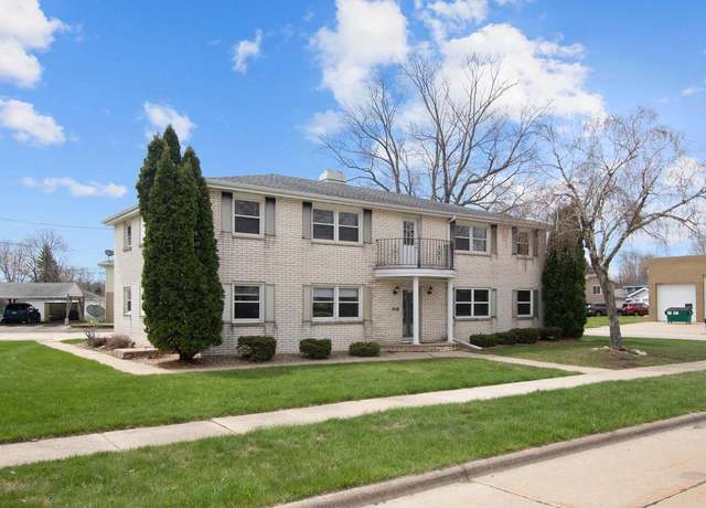 Property at 2301 E Peter St, Appleton, WI 54915, 8 beds, 4 baths