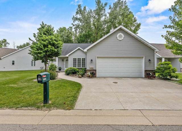 Property at 4923 W Woods Creek Ln, Appleton, WI 54913, 3 beds, 2 baths