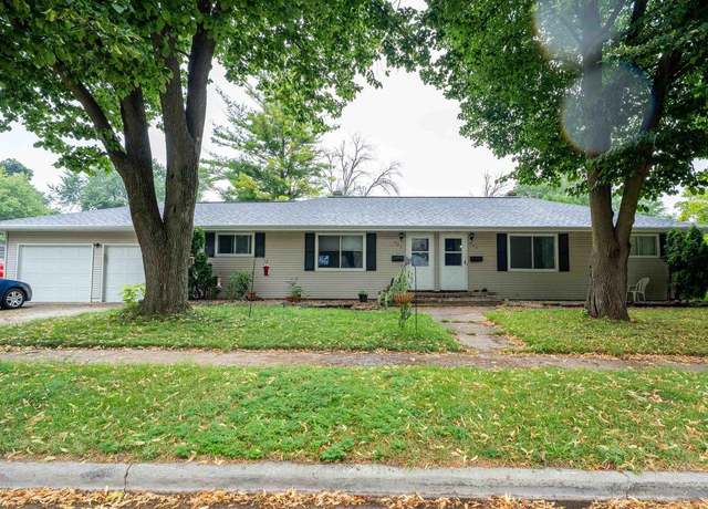 Property at 606 E Taft Ave, Appleton, WI 54915, 4 beds, 2 baths
