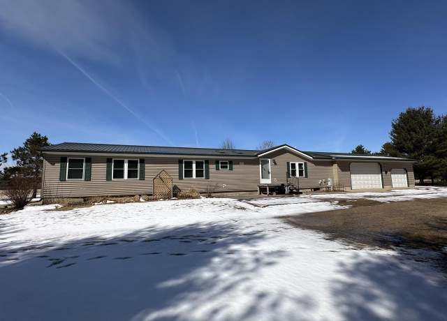 Property at N4493 Balsam Ln, Marion, WI 54950, 3 beds, 2.5 baths