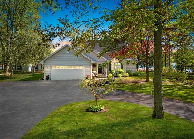 Property at N3154 River Bend Dr, Peshtigo, WI 54157, 3 beds, 2.5 baths