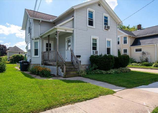 Property at 327 W 14th Ave, Oshkosh, WI 54902, 3 beds, 2 baths