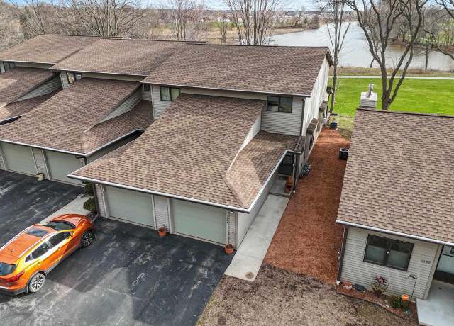 Property at 1584 Amy St, Green Bay, WI 54302, 2 beds, 1.5 baths