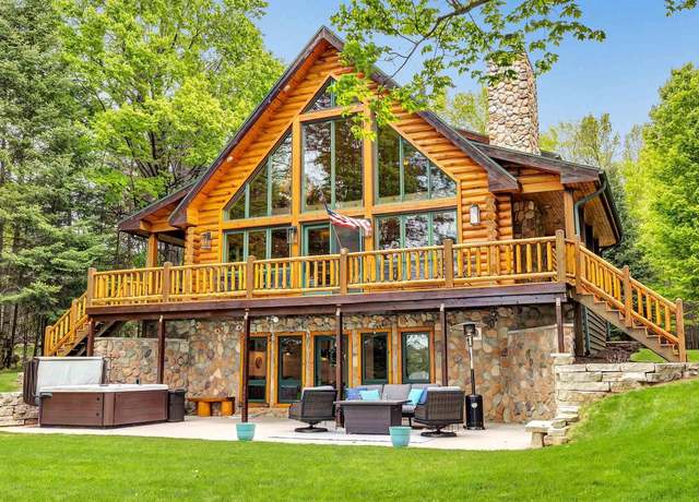 Property at 14759 Schottky Ln, Lakewood, WI 54138, 3 beds, 3 baths