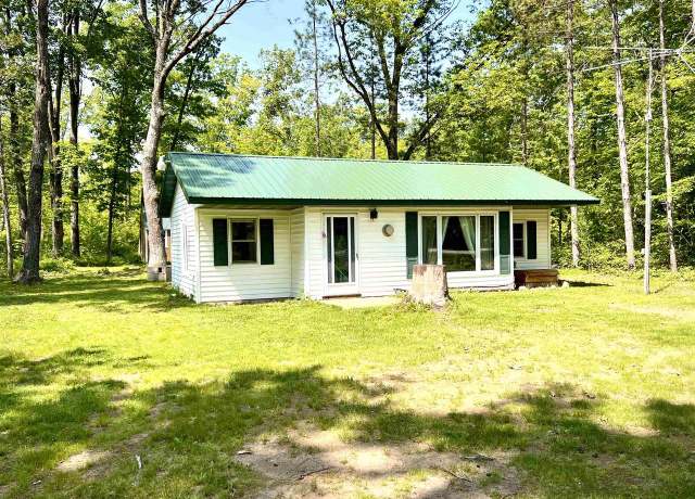 Property at 16780 State Hwy 64, Mountain, WI 54149, 2 beds, 1 bath