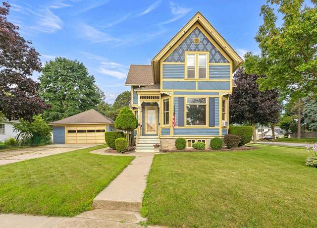 Property at 1203 Dodge St, Kewaunee, WI 54216, 5 beds, 2.5 baths