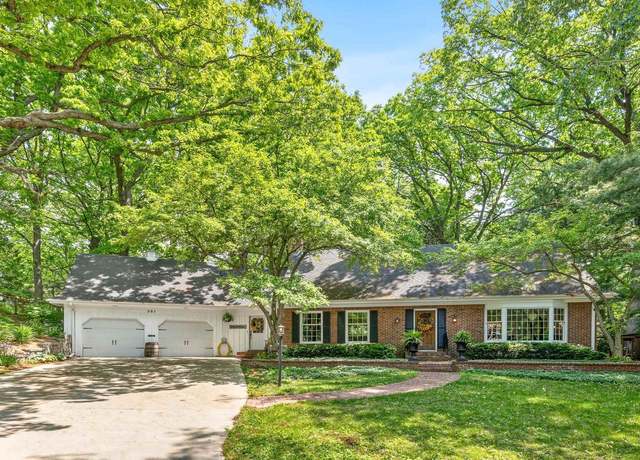 Property at 561 Sunrise Cir, Green Bay, WI 54302, 3 beds, 2.5 baths