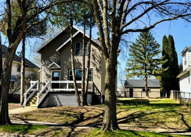 Property at 1204 15th Ave, Menominee, MI 49858, 3 beds, 2 baths