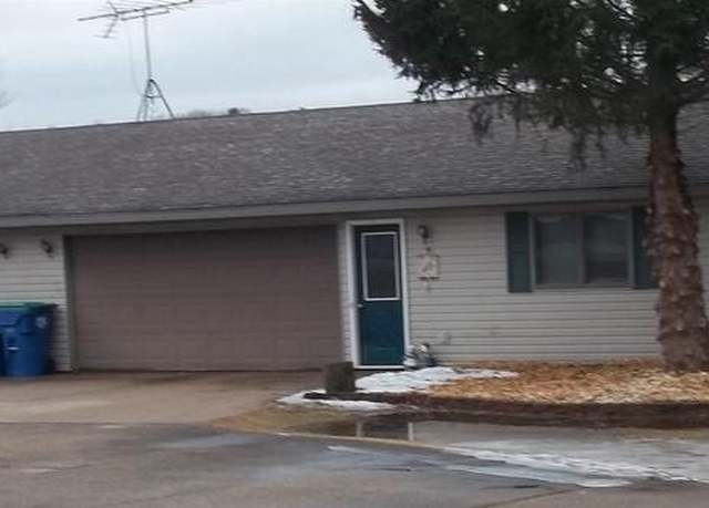 Property at E10945 County Road C, Clintonville, WI 54929, 4 beds, 2 baths