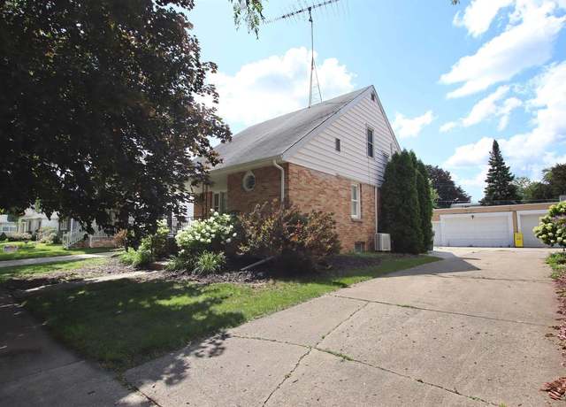 Property at 364 E 9th St, Fond Du Lac, WI 54935, 3 beds, 1.5 baths