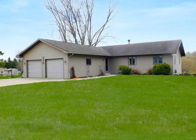 Property at 3241 Glendale Ave, Green Bay, WI 54313, 4 beds, 3 baths