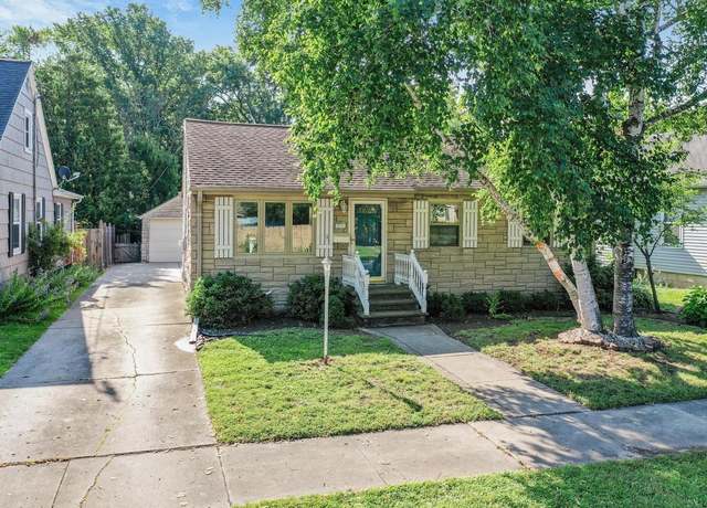 Property at 217 S Buchanan St, Green Bay, WI 54303, 2 beds, 1 bath