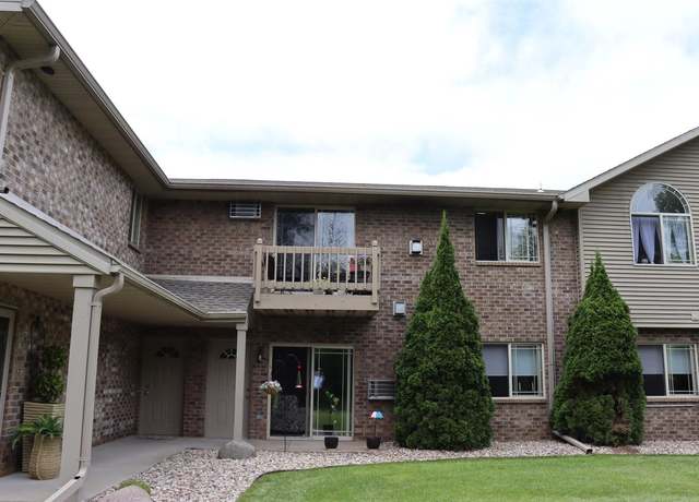Property at 3329 N Casaloma Dr, Appleton, WI 54913, 2 beds, 1 bath