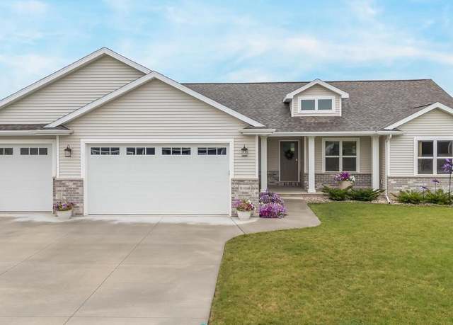Property at W4946 Natures Way Dr, Sherwood, WI 54169, 3 beds, 2 baths