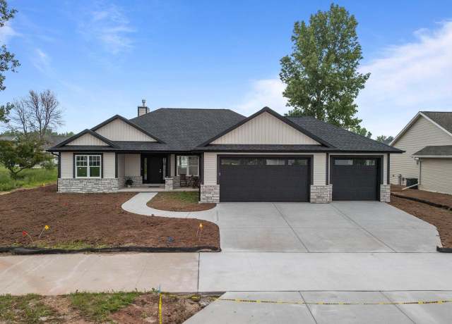 Property at 1338 Highland Ridge Dr, De Pere, WI 54115, 3 beds, 2.5 baths