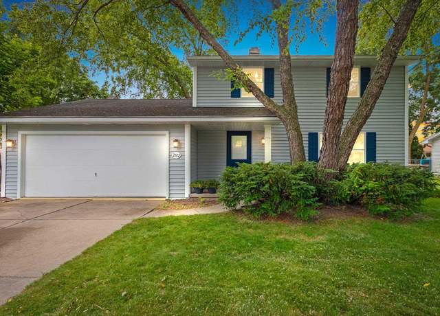Property at 2572 Van Beek Rd, Green Bay, WI 54311, 3 beds, 1.5 baths