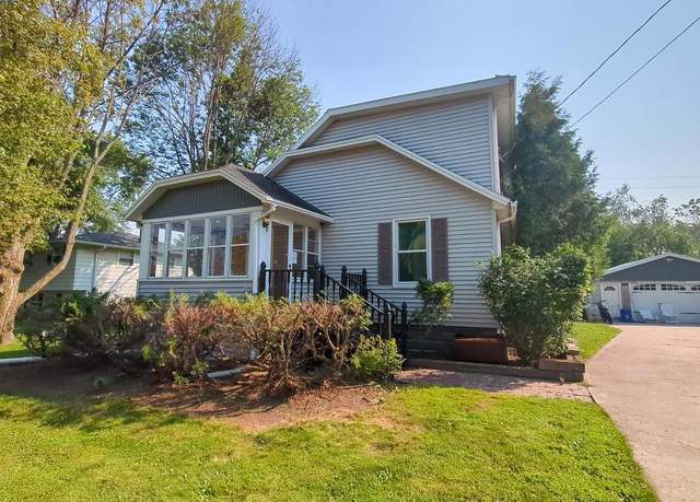 Property at 1751 Lenwood Ave, Green Bay, WI 54303, 3 beds, 2 baths