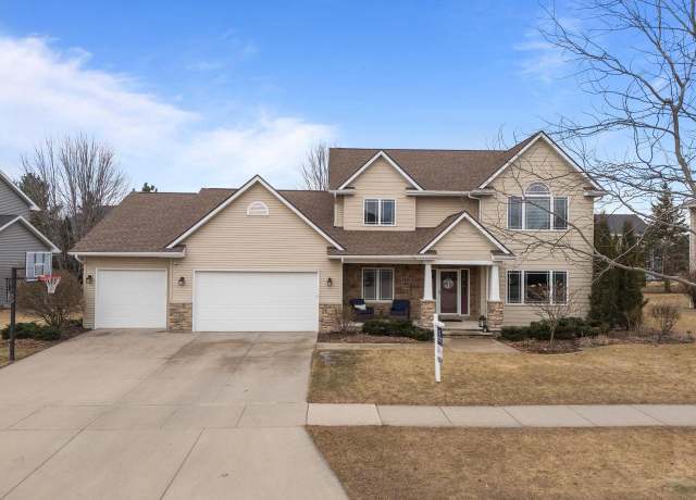 Property at 217 E Benton Dr, Appleton, WI 54913, 5 beds, 4 baths