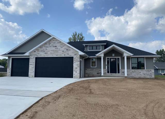 Property at 1372 Shelby Ln, De Pere, WI 54115, 3 beds, 2 baths