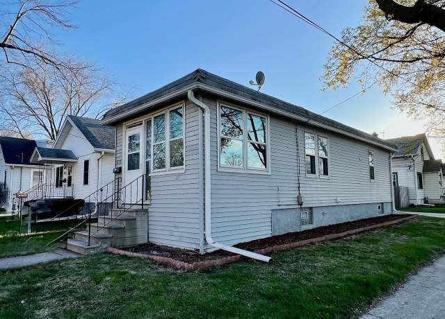 Property at 819 Harrison St, Green Bay, WI 54303, 2 beds, 1 bath