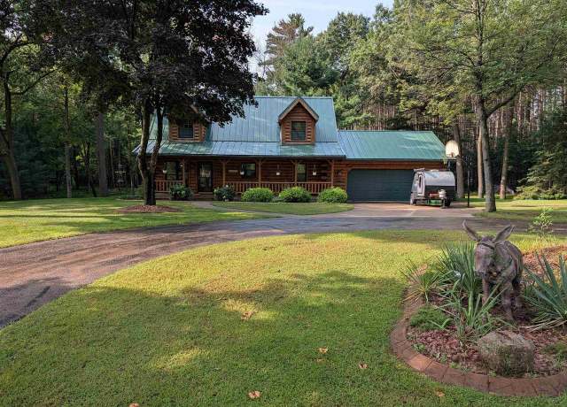 Property at N3445 Behnke Rd, Weyauwega, WI 54983, 3 beds, 2 baths