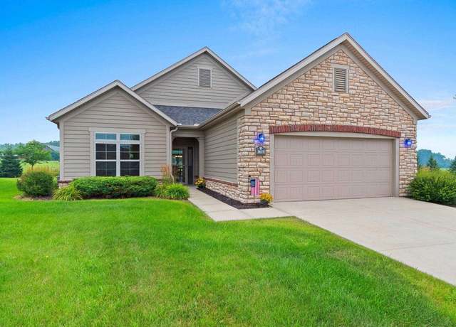 Property at 3635 Woods Edge Way, De Pere, WI 54115, 2 beds, 2 baths
