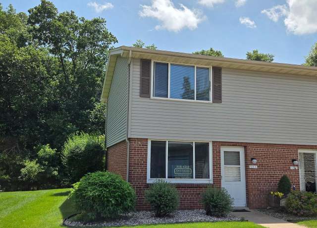 Property at 929 S West Ct Unit A, Appleton, WI 54915, 2 beds, 1 bath