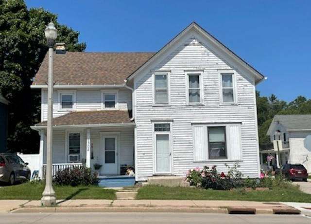 Property at 1302 22nd St, Two Rivers, WI 54241, 4 beds, 2 baths