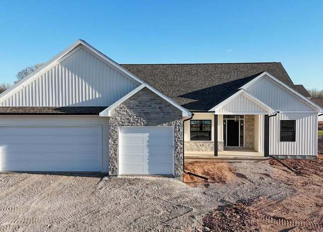 Property at W5827 Roundstone Pl, Menasha, WI 54952, 3 beds, 2.5 baths