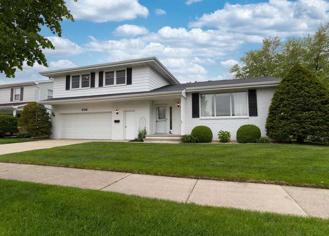 Property at 306 W Michigan St, Appleton, WI 54911, 4 beds, 2.5 baths