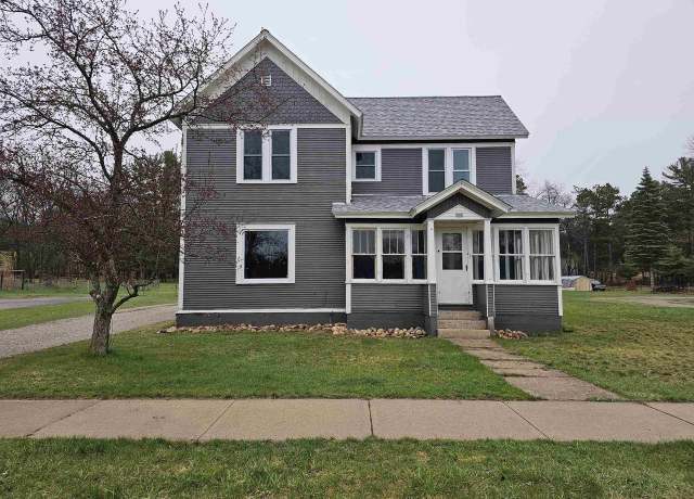 Property at 328 N Jefferson St, Hancock, WI 54943, 4 beds, 2 baths