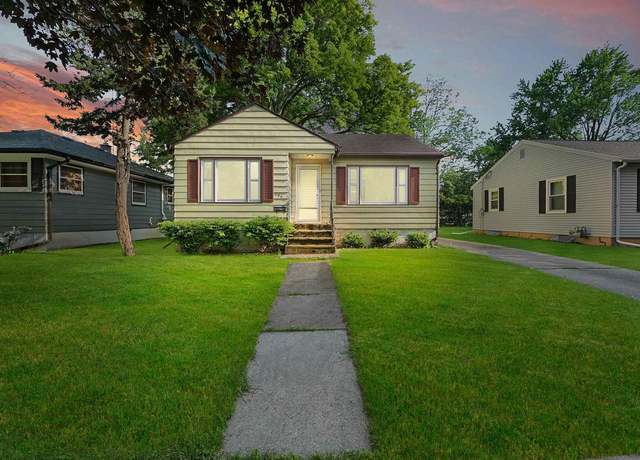 Property at 504 Portage St, Fond Du Lac, WI 54935, 2 beds, 1 bath