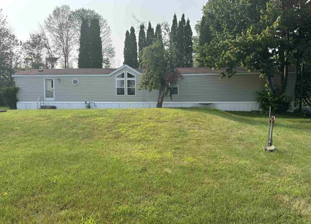 Property at N2718 M35, Menominee, MI 49858, 3 beds, 2 baths