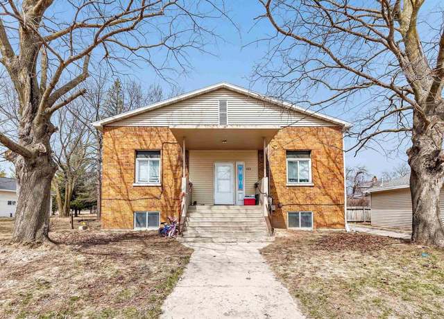 Property at 323 Morrow St, Seymour, WI 54165, 5 beds, 2 baths