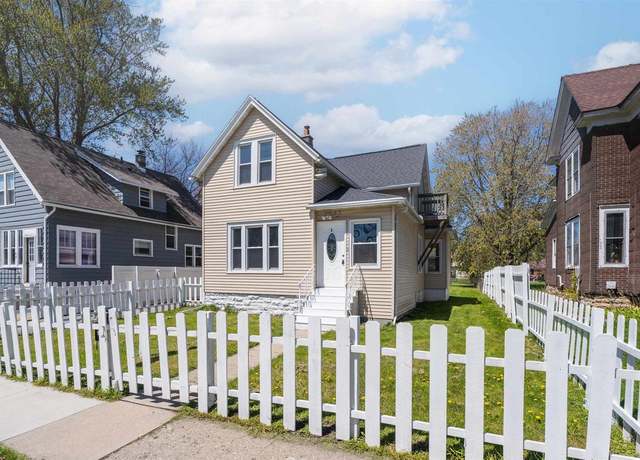 Property at 63 E Cotton St, Fond Du Lac, WI 54935, 5 beds, 2 baths